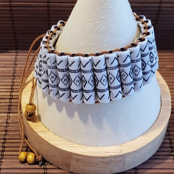 Vintage 90s Y2K Brown White Black Wood Acrylic Beads OSFA Adjustable Bracelet - Picture 2 of 9